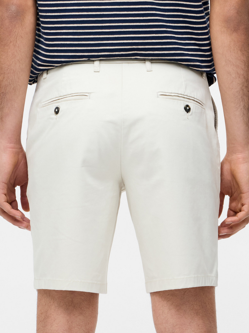 Stretch cotton chino shorts